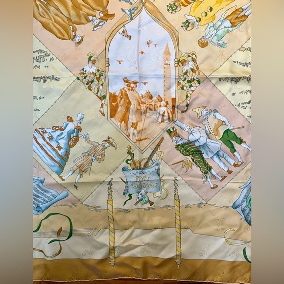 HERMES Vintage Rare Luxury Mandolin Jacquard Silk 90 Scarf “Le Carnaval Venise” - Picture 15 of 16